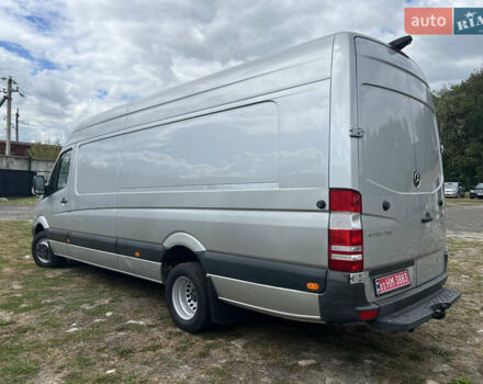 Серый Мерседес Sprinter, объемом двигателя 3 л и пробегом 335 тыс. км за 39399 $, фото 2 на Automoto.ua