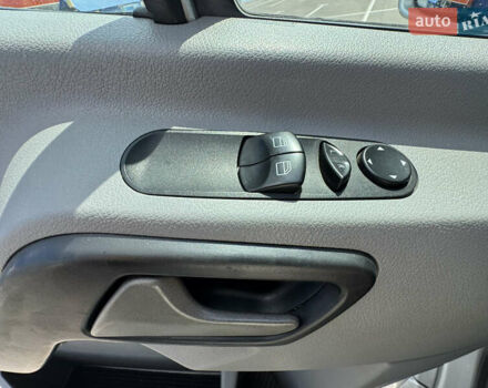 Сірий Мерседес Sprinter, об'ємом двигуна 2.2 л та пробігом 266 тис. км за 20000 $, фото 17 на Automoto.ua