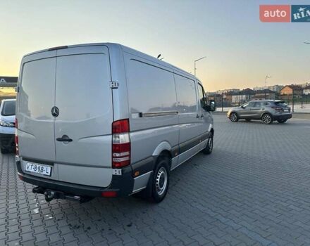 Серый Мерседес Sprinter, объемом двигателя 0 л и пробегом 290 тыс. км за 18800 $, фото 5 на Automoto.ua