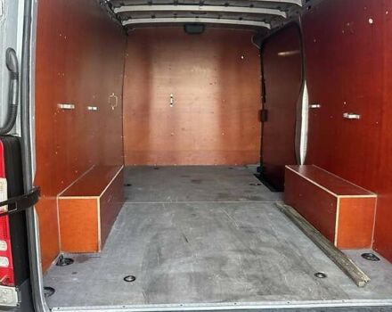 Серый Мерседес Sprinter, объемом двигателя 0 л и пробегом 290 тыс. км за 18800 $, фото 9 на Automoto.ua