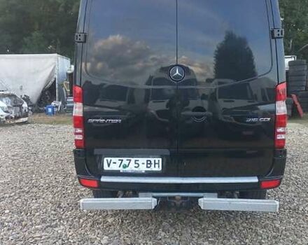 Серый Мерседес Sprinter, объемом двигателя 2.2 л и пробегом 242 тыс. км за 19800 $, фото 3 на Automoto.ua