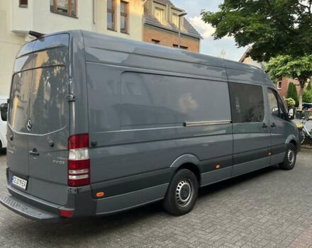 Сірий Мерседес Sprinter, об'ємом двигуна 3 л та пробігом 237 тис. км за 34533 $, фото 15 на Automoto.ua