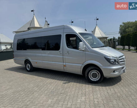 Серый Мерседес Sprinter, объемом двигателя 0 л и пробегом 430 тыс. км за 29133 $, фото 3 на Automoto.ua