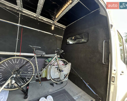 Серый Мерседес Sprinter, объемом двигателя 2.14 л и пробегом 414 тыс. км за 31500 $, фото 10 на Automoto.ua