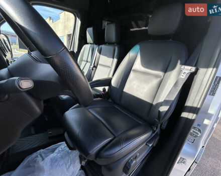Серый Мерседес Sprinter, объемом двигателя 2.14 л и пробегом 414 тыс. км за 31500 $, фото 16 на Automoto.ua
