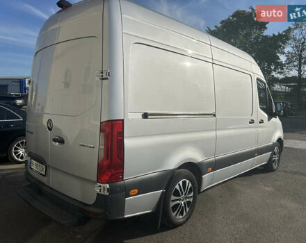 Серый Мерседес Sprinter, объемом двигателя 2.14 л и пробегом 414 тыс. км за 31500 $, фото 2 на Automoto.ua