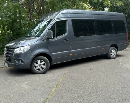 Серый Мерседес Sprinter, объемом двигателя 2.1 л и пробегом 820 тыс. км за 34815 $, фото 3 на Automoto.ua