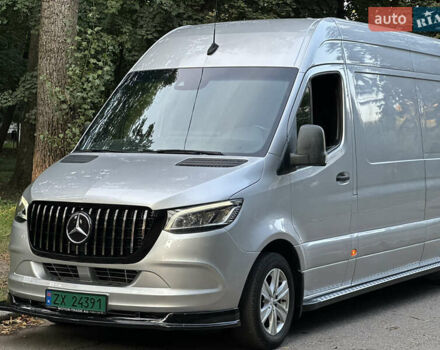 Серый Мерседес Sprinter, объемом двигателя 2.2 л и пробегом 481 тыс. км за 28400 $, фото 17 на Automoto.ua