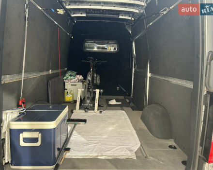 Серый Мерседес Sprinter, объемом двигателя 2.14 л и пробегом 414 тыс. км за 31500 $, фото 7 на Automoto.ua