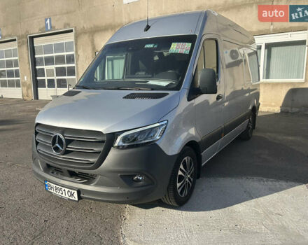 Серый Мерседес Sprinter, объемом двигателя 2.14 л и пробегом 414 тыс. км за 31500 $, фото 5 на Automoto.ua