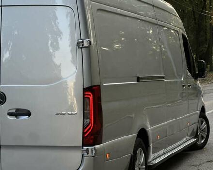 Серый Мерседес Sprinter, объемом двигателя 2.2 л и пробегом 481 тыс. км за 28400 $, фото 6 на Automoto.ua