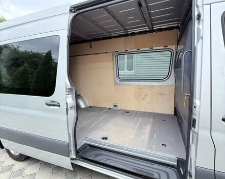 Серый Мерседес Sprinter, объемом двигателя 3 л и пробегом 160 тыс. км за 56043 $, фото 10 на Automoto.ua