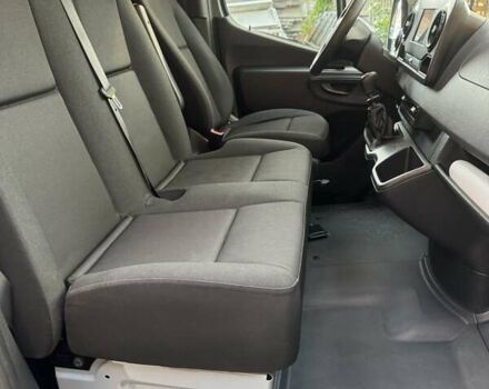 Сірий Мерседес Sprinter, об'ємом двигуна 2.2 л та пробігом 140 тис. км за 36333 $, фото 32 на Automoto.ua
