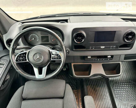 Мерседес Sprinter 2019 у Хотине на Automoto.ua Сірий Мерседес Sprinter, об'ємом двигуна 2.99 л та пробігом 245 тис. км за 52431 $, фото 41 на Automoto.ua