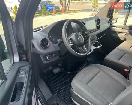 Серый Мерседес Sprinter, объемом двигателя 3 л и пробегом 112 тыс. км за 42500 $, фото 7 на Automoto.ua