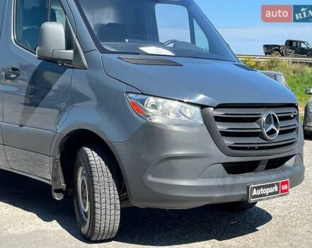 Серый Мерседес Sprinter, объемом двигателя 3 л и пробегом 83 тыс. км за 27740 $, фото 12 на Automoto.ua