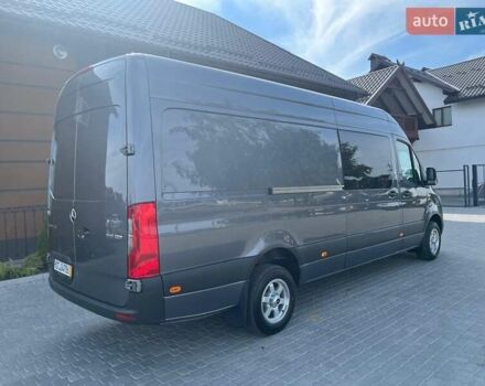 Серый Мерседес Sprinter, объемом двигателя 3 л и пробегом 112 тыс. км за 42500 $, фото 3 на Automoto.ua