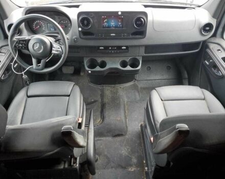 Серый Мерседес Sprinter, объемом двигателя 3 л и пробегом 77 тыс. км за 10000 $, фото 7 на Automoto.ua