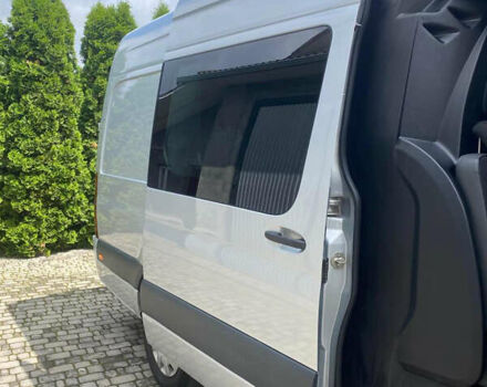 Серый Мерседес Sprinter, объемом двигателя 2.99 л и пробегом 217 тыс. км за 50000 $, фото 3 на Automoto.ua