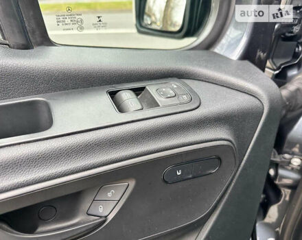 Мерседес Sprinter 2019 у Хотине на Automoto.ua Сірий Мерседес Sprinter, об'ємом двигуна 2.99 л та пробігом 245 тис. км за 52431 $, фото 40 на Automoto.ua