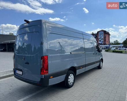Серый Мерседес Sprinter, объемом двигателя 2.14 л и пробегом 425 тыс. км за 23950 $, фото 3 на Automoto.ua