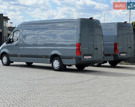 Серый Мерседес Sprinter, объемом двигателя 2.14 л и пробегом 425 тыс. км за 23950 $, фото 11 на Automoto.ua