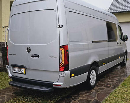 Серый Мерседес Sprinter, объемом двигателя 0 л и пробегом 158 тыс. км за 50970 $, фото 4 на Automoto.ua