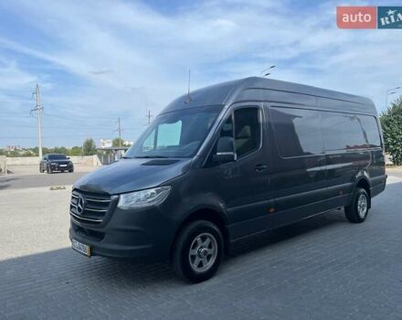 Серый Мерседес Sprinter, объемом двигателя 3 л и пробегом 112 тыс. км за 42500 $, фото 1 на Automoto.ua