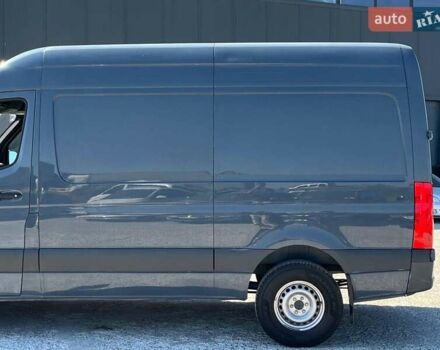 Серый Мерседес Sprinter, объемом двигателя 3 л и пробегом 83 тыс. км за 27740 $, фото 5 на Automoto.ua