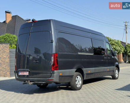 Серый Мерседес Sprinter, объемом двигателя 3 л и пробегом 201 тыс. км за 51290 $, фото 4 на Automoto.ua