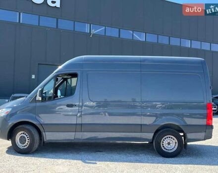 Серый Мерседес Sprinter, объемом двигателя 3 л и пробегом 83 тыс. км за 27740 $, фото 4 на Automoto.ua