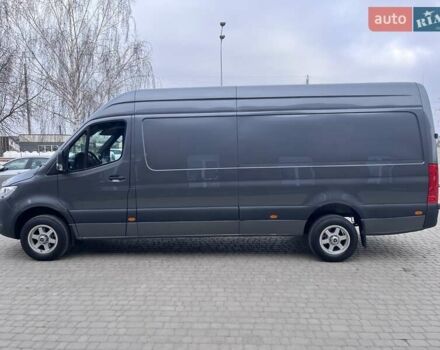 Серый Мерседес Sprinter, объемом двигателя 3 л и пробегом 112 тыс. км за 41490 $, фото 3 на Automoto.ua