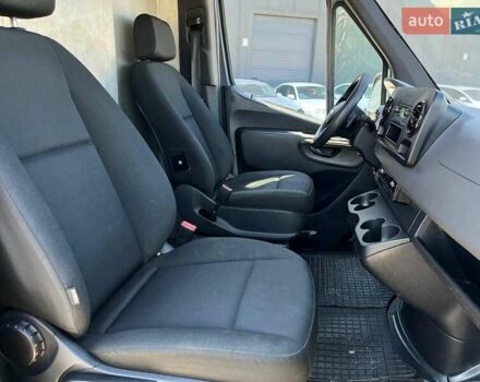 Серый Мерседес Sprinter, объемом двигателя 3 л и пробегом 83 тыс. км за 27740 $, фото 21 на Automoto.ua