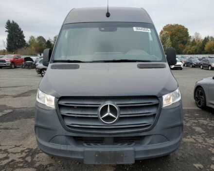 Серый Мерседес Sprinter, объемом двигателя 3 л и пробегом 77 тыс. км за 10000 $, фото 4 на Automoto.ua