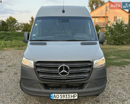 Серый Мерседес Sprinter, объемом двигателя 2.14 л и пробегом 635 тыс. км за 24000 $, фото 2 на Automoto.ua