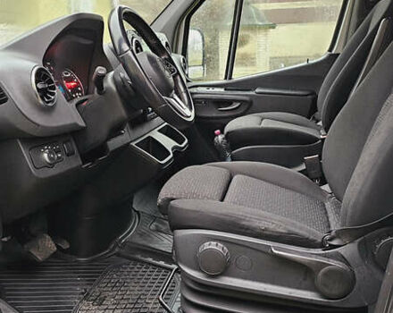 Серый Мерседес Sprinter, объемом двигателя 0 л и пробегом 158 тыс. км за 50970 $, фото 15 на Automoto.ua