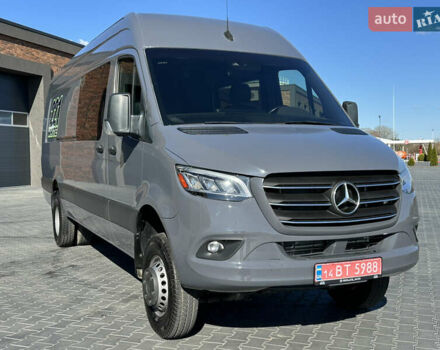 Серый Мерседес Sprinter, объемом двигателя 2.99 л и пробегом 154 тыс. км за 57500 $, фото 4 на Automoto.ua