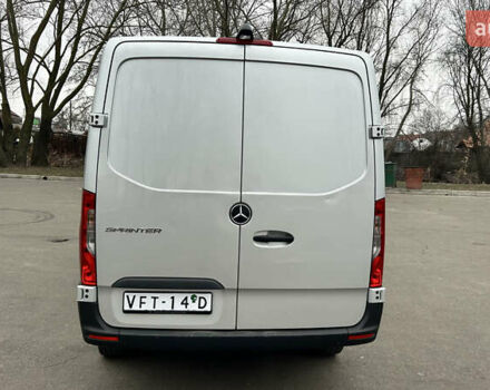 Серый Мерседес Sprinter, объемом двигателя 2.2 л и пробегом 314 тыс. км за 27250 $, фото 2 на Automoto.ua