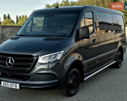 Серый Мерседес Sprinter, объемом двигателя 2.2 л и пробегом 316 тыс. км за 34500 $, фото 2 на Automoto.ua