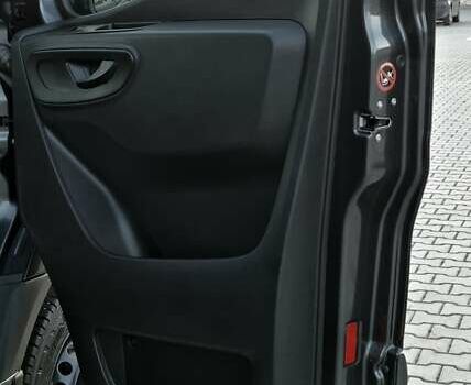 Серый Мерседес Sprinter, объемом двигателя 2.2 л и пробегом 316 тыс. км за 34500 $, фото 87 на Automoto.ua