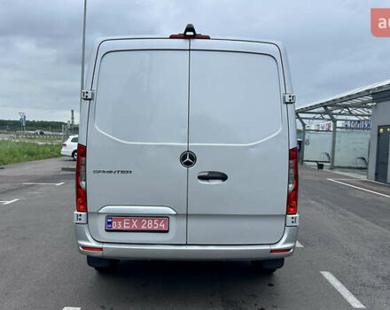 Серый Мерседес Sprinter, объемом двигателя 2.2 л и пробегом 315 тыс. км за 27400 $, фото 8 на Automoto.ua