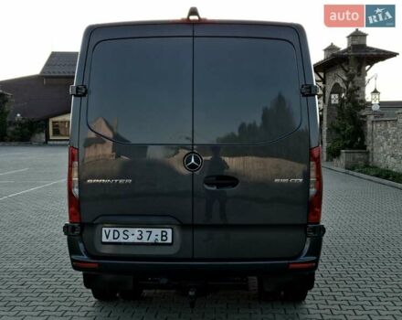 Серый Мерседес Sprinter, объемом двигателя 2.2 л и пробегом 316 тыс. км за 34500 $, фото 26 на Automoto.ua