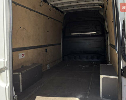 Серый Мерседес Sprinter, объемом двигателя 0 л и пробегом 200 тыс. км за 27939 $, фото 7 на Automoto.ua