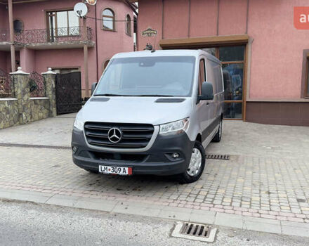 Серый Мерседес Sprinter, объемом двигателя 2.14 л и пробегом 239 тыс. км за 28500 $, фото 4 на Automoto.ua