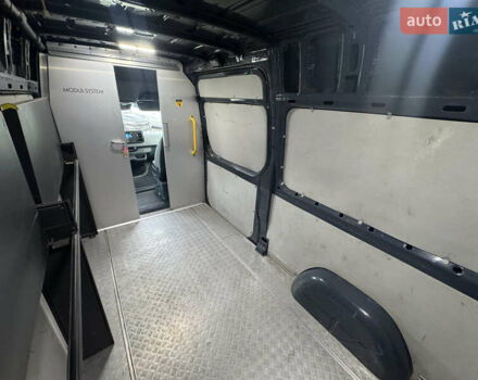 Серый Мерседес Sprinter, объемом двигателя 2.14 л и пробегом 72 тыс. км за 31999 $, фото 11 на Automoto.ua