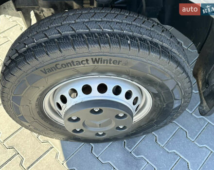 Серый Мерседес Sprinter, объемом двигателя 2.99 л и пробегом 154 тыс. км за 57500 $, фото 18 на Automoto.ua
