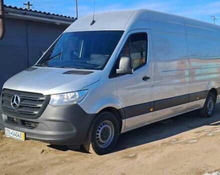 Серый Мерседес Sprinter, объемом двигателя 2.15 л и пробегом 98 тыс. км за 28990 $, фото 1 на Automoto.ua