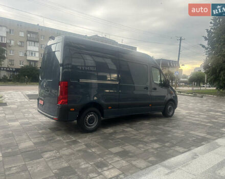 Серый Мерседес Sprinter, объемом двигателя 2.2 л и пробегом 77 тыс. км за 26000 $, фото 12 на Automoto.ua