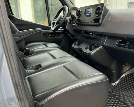 Серый Мерседес Sprinter, объемом двигателя 3 л и пробегом 230 тыс. км за 43453 $, фото 28 на Automoto.ua