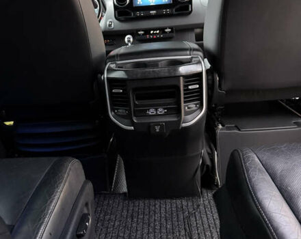 Серый Мерседес Sprinter, объемом двигателя 2.2 л и пробегом 263 тыс. км за 47000 $, фото 29 на Automoto.ua